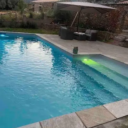 Charmant Logement Apartman