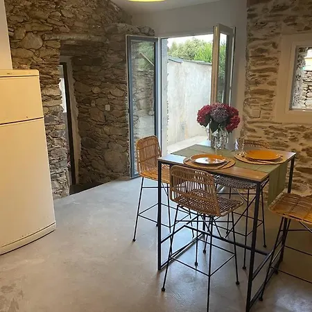 Charmant Logement Apartman